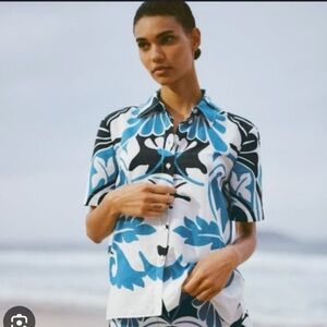 Men's Blue and Black Patterned Shirt